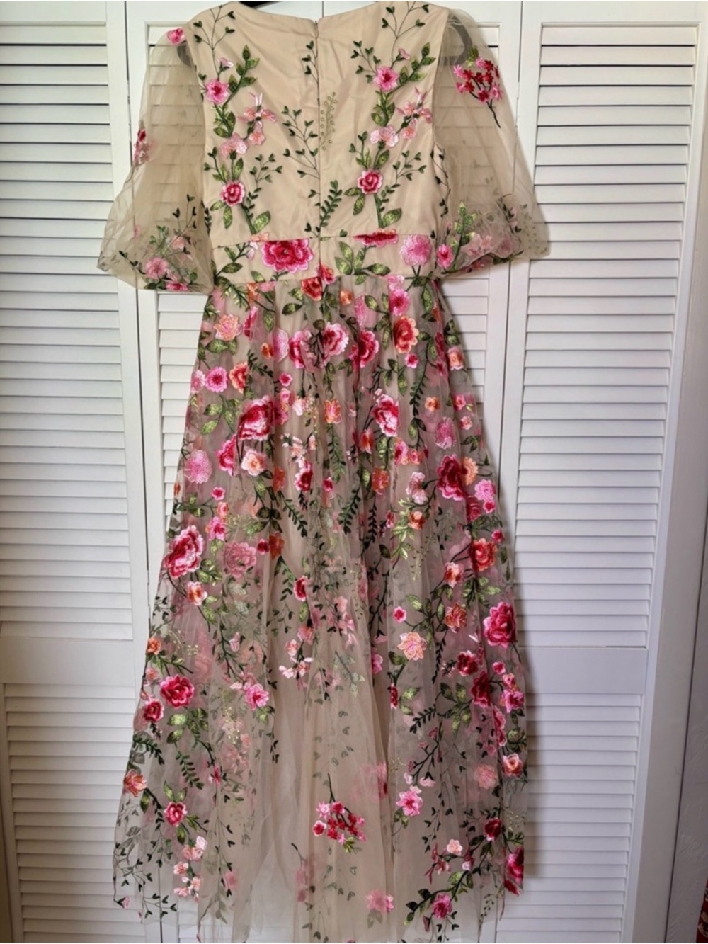 AW Bridal Floral Embroidered Dress Size 10